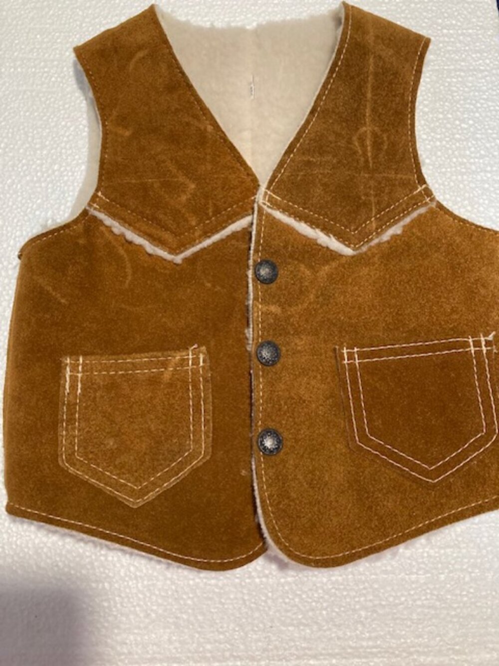 Child's Western style suede/sherpa vest Size S